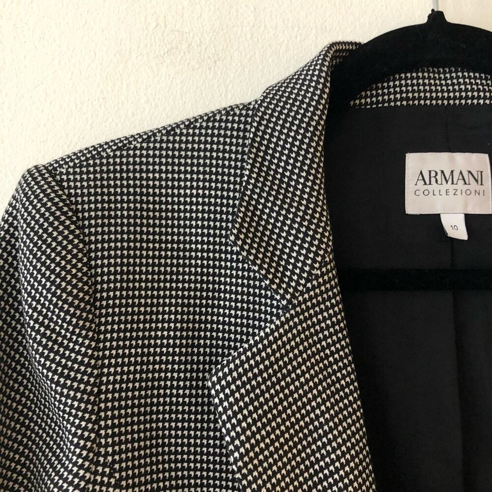 Armani Collezioni Single Button Patterned Blazer - image 4